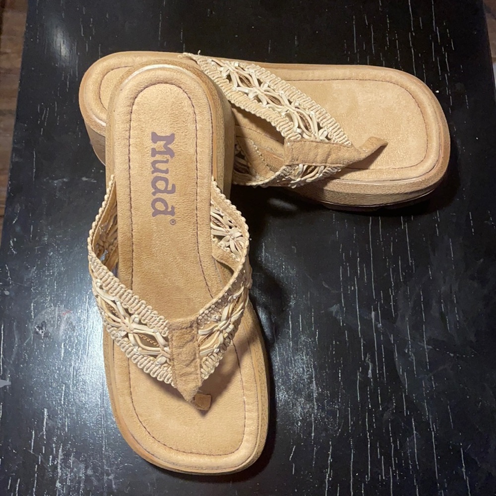 Mudd Platform Thong Sandals